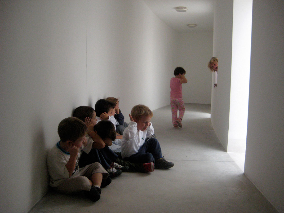 Ponzano Children Il centro infanzia Oblò, sguardi sullo spazio